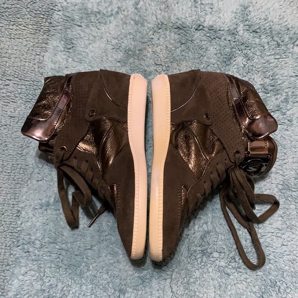 Michael Kors Nickel Grey Wedges - Picture 8 of 8